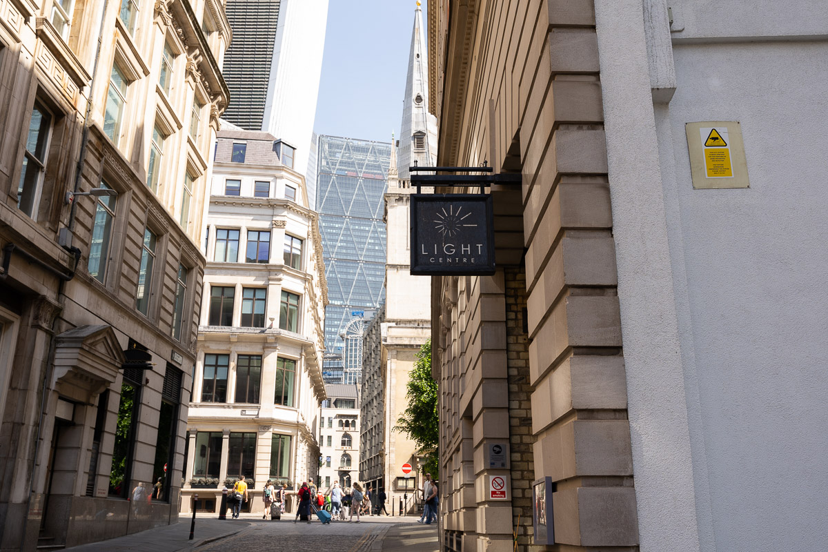 Therapy room to rent next to Monument, London