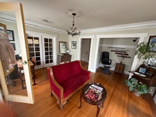 Treatment Room to rent in Pasadena