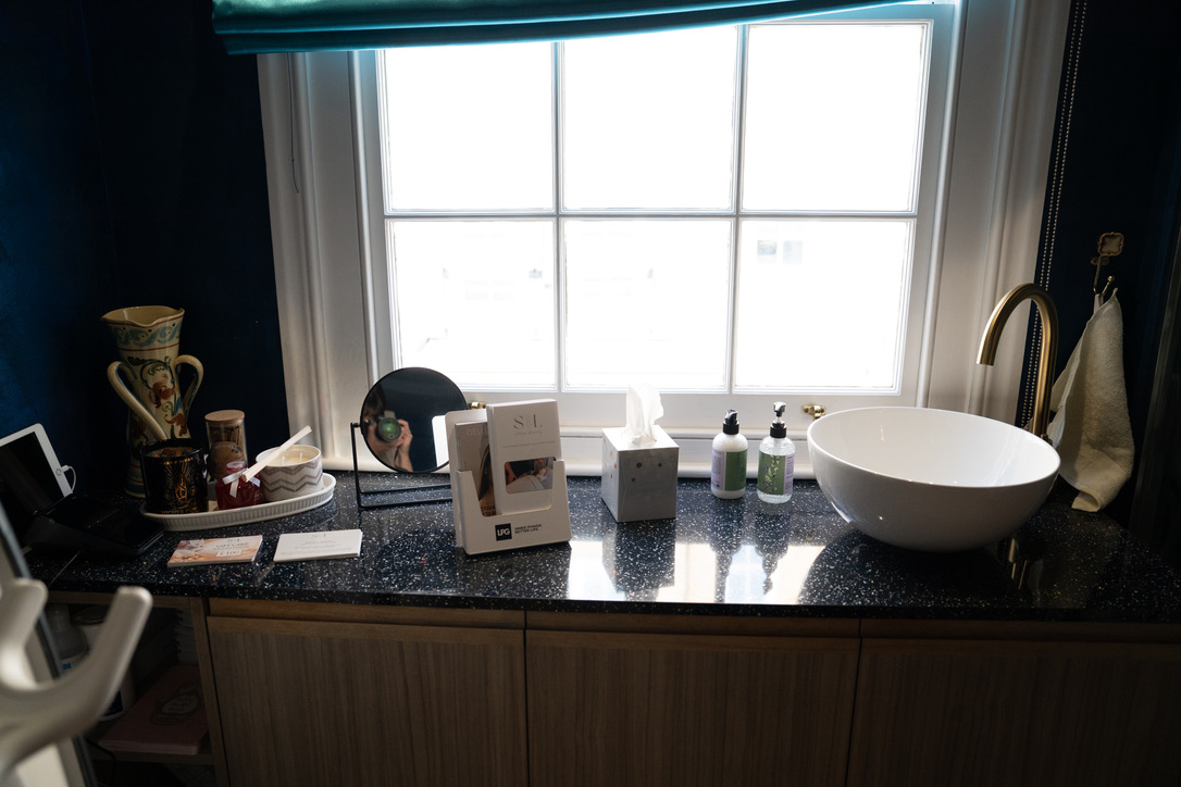 Beauty Clinic Room For Rent – Knightsbridge London