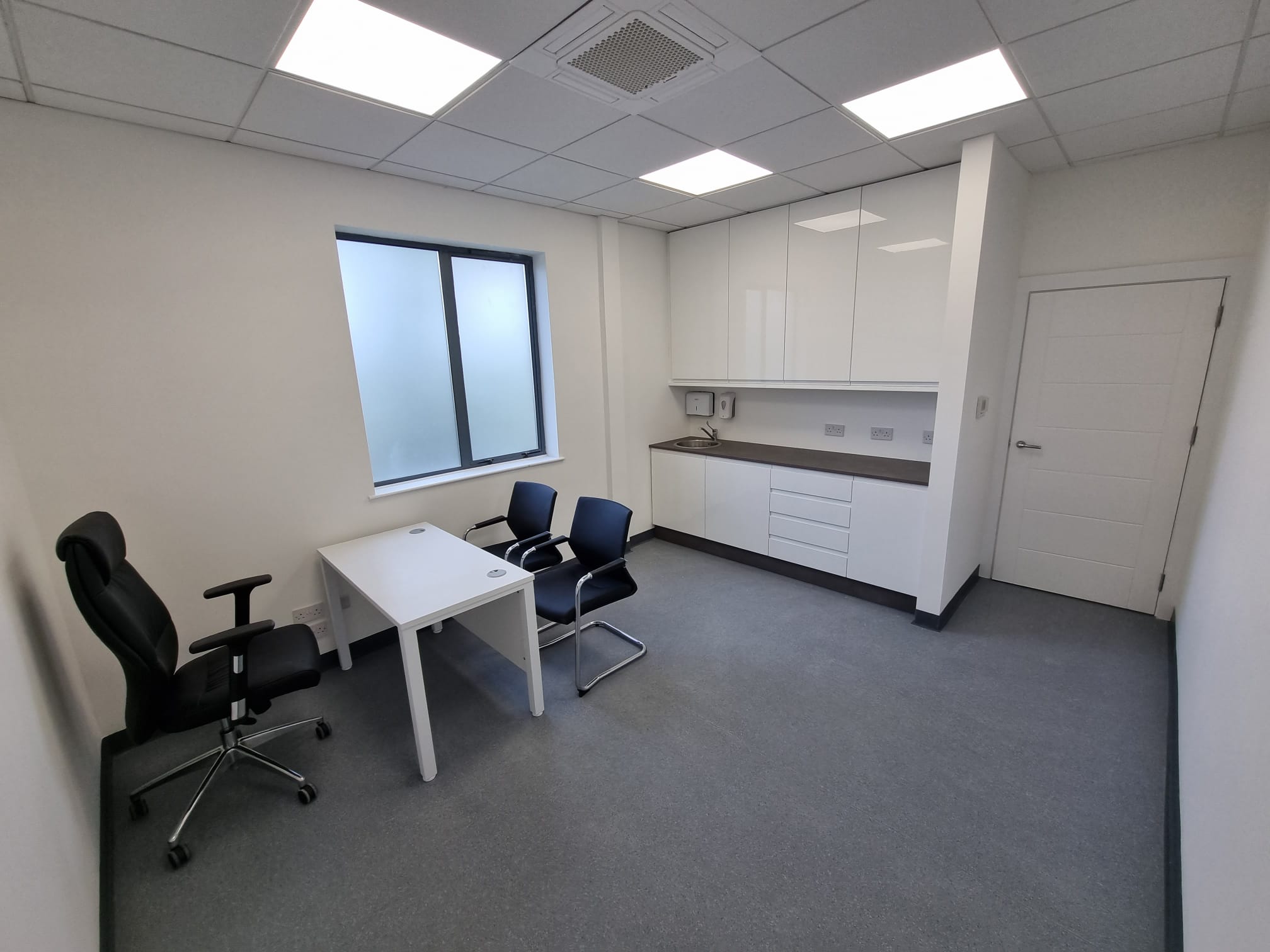 Medical Consultation Rooms to Rent in Castlereagh, Belfast
