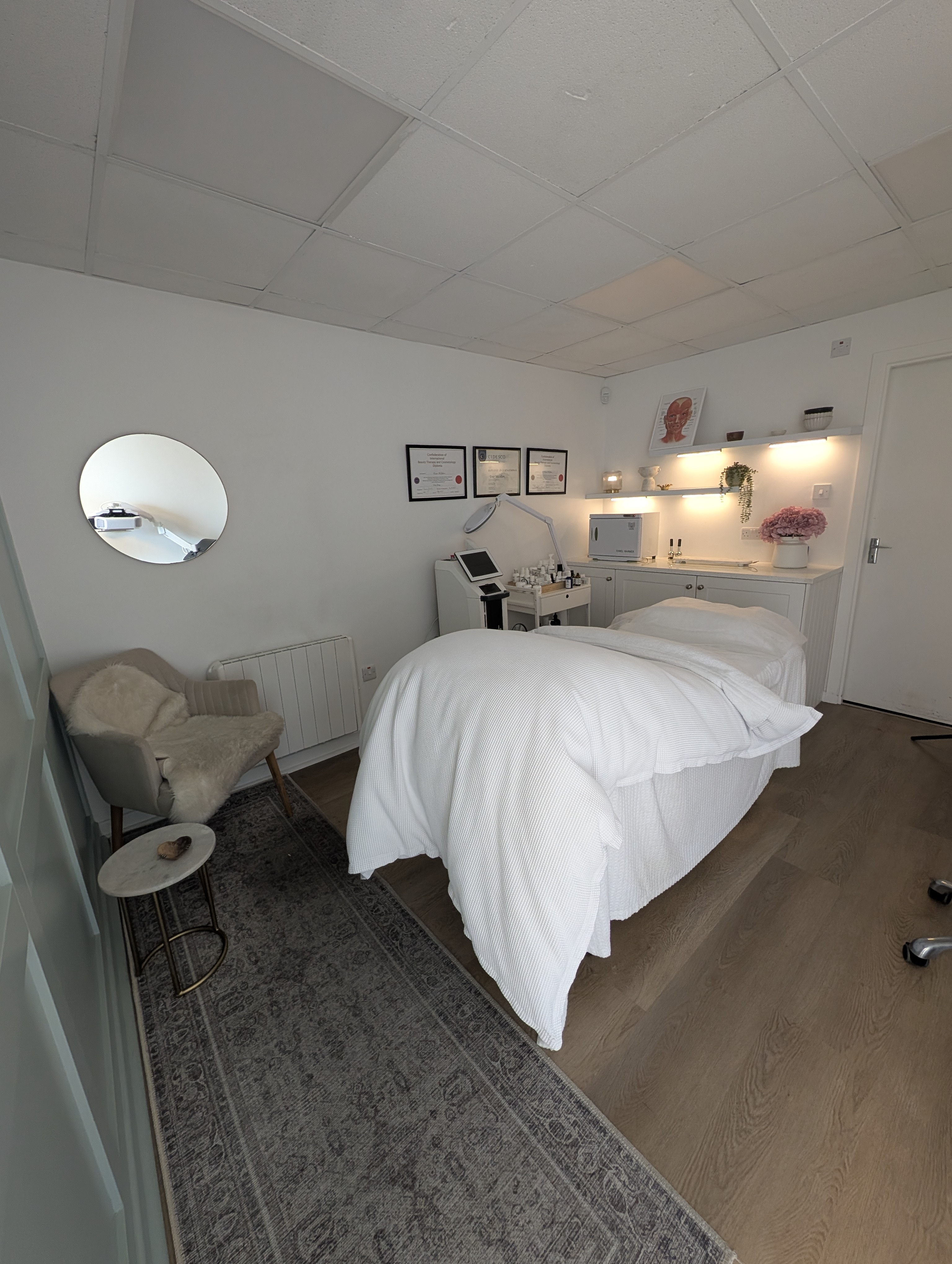 Treatment room to rent Dublin 14