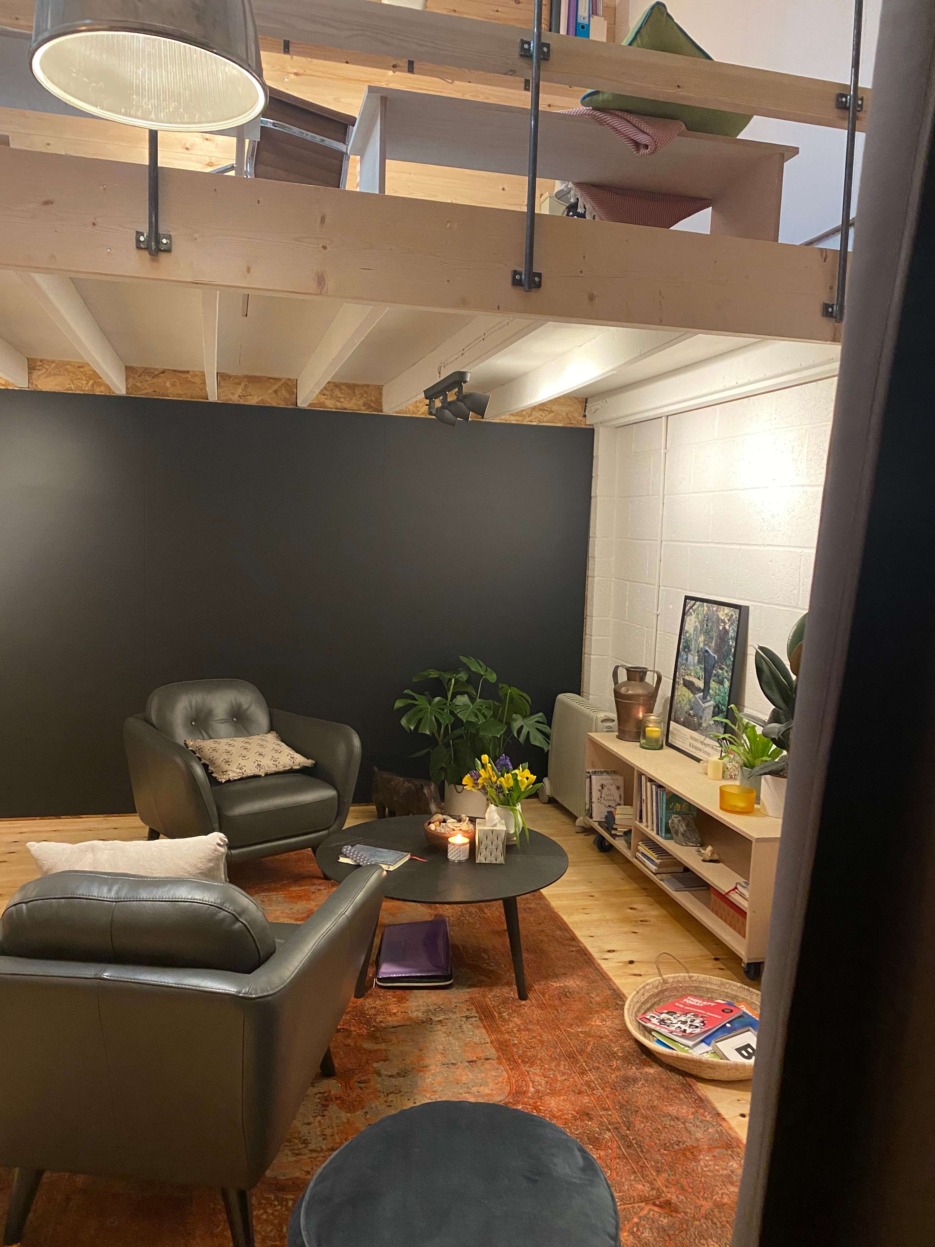 Therapy Room to Rent in Woodborough, Wiltshire
